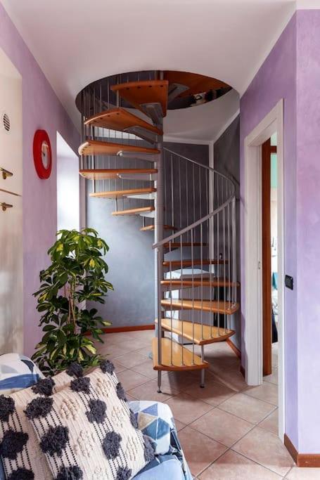 Apartmán Alex Haus Somma Lombardo Exteriér fotografie